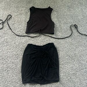 Size Small black polyester/spandex tie set